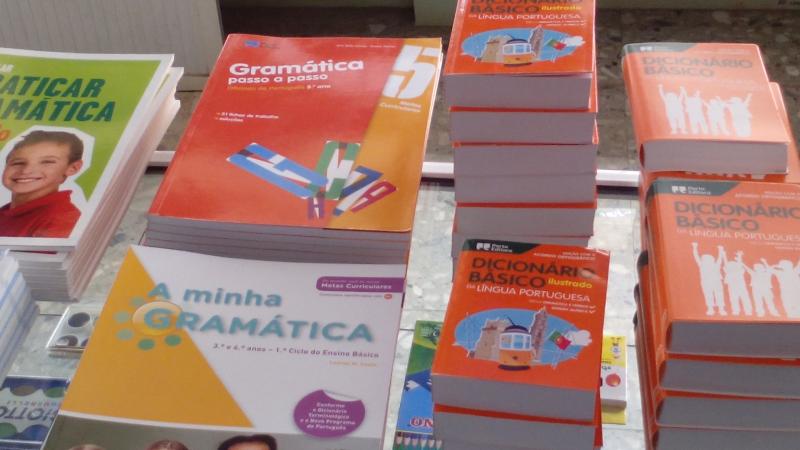 Ausstattung einer Schulbibliothek